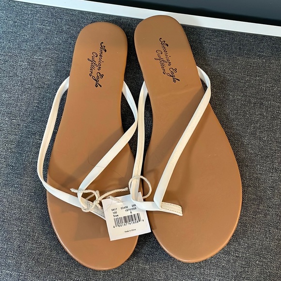 American Eagle Outfitters Shoes - American Eagle Flip Flops